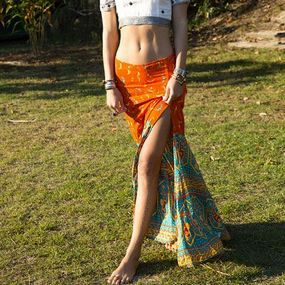 NWT Arnhem Harmony skirt in Saraswati